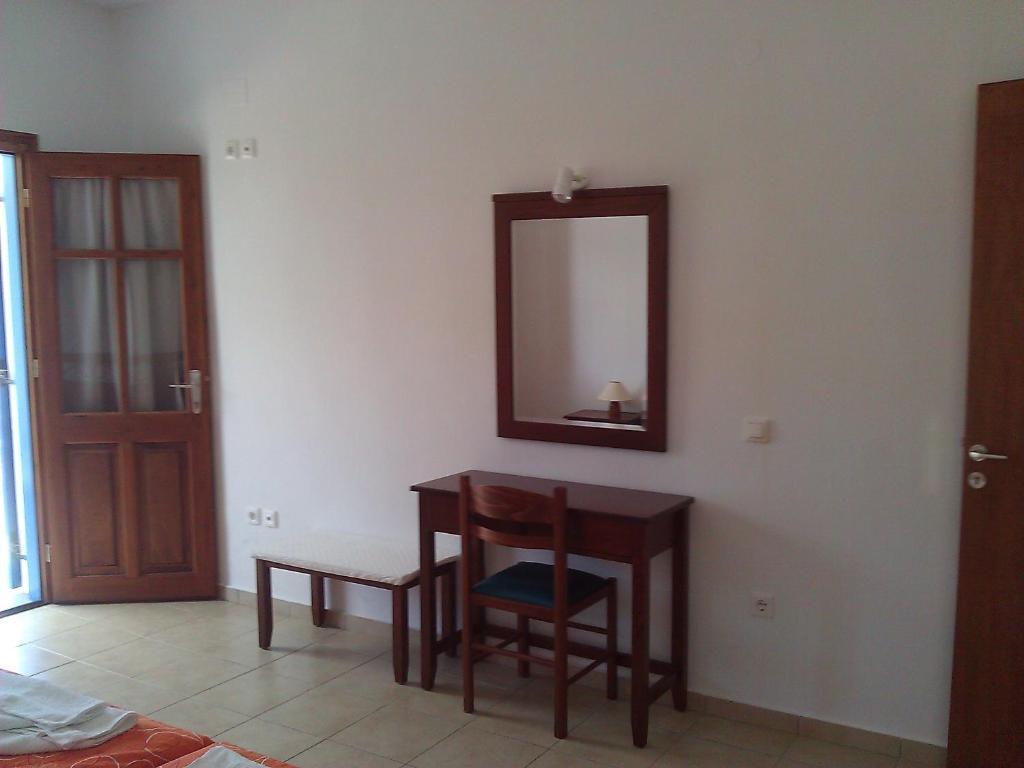 Agnanti Apartments วาธิ ห้อง รูปภาพ